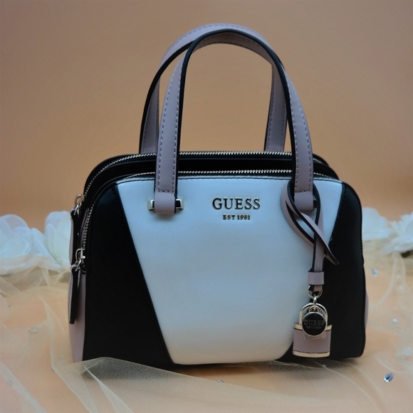 Guess Shawna Small Cali Satchel - Picture 6 of 7